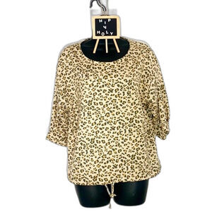 Kim & Cami Short Sleeved Animal Print Tan Top Beige Size Medium